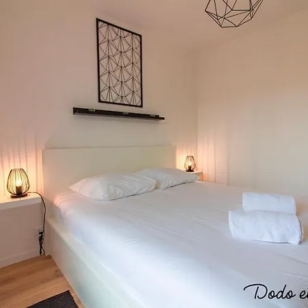 Apartment Beautiful 2 Bedroom With Balcony - Dodo Et Tartine *